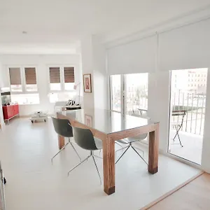 https://apartamento-65-malaga-centro.1costadelsol.com